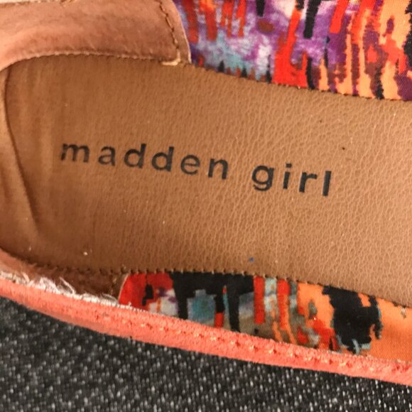 Madden Girl Harmonee Coral Canvas Slip On Ballet Flats Zip Back Gold Studs Sz 6 - Picture 5 of 8